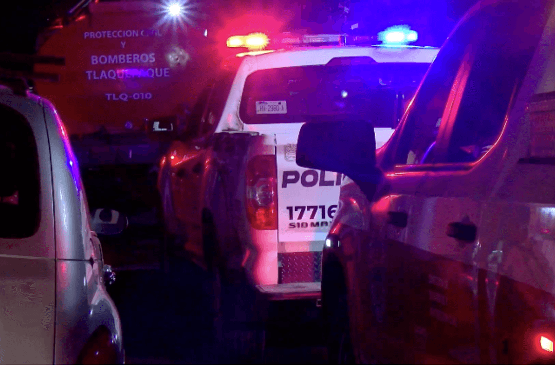 Tlaquepaque: Cilindros de gas explotan en vivienda