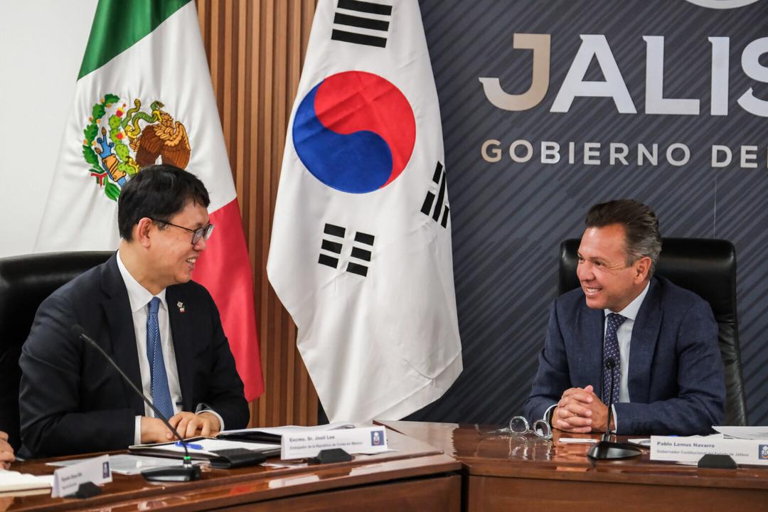 Pablo Lemus se reúne con embajador de Corea del Sur en México