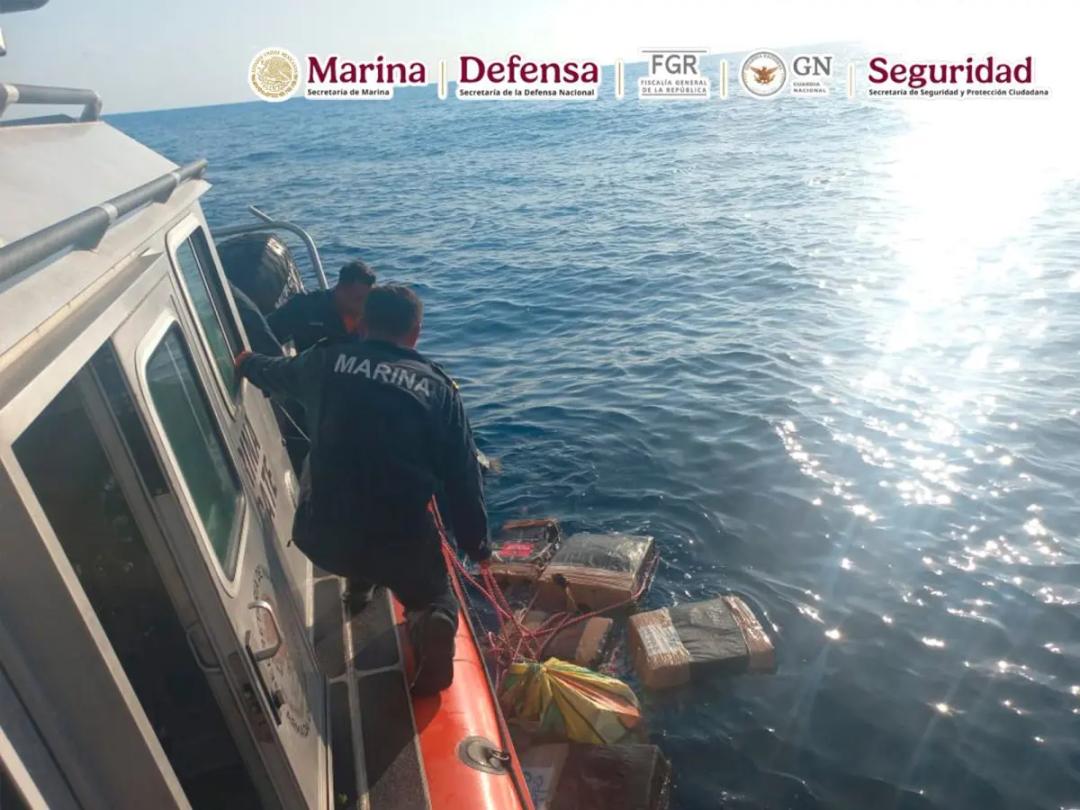 Oaxaca: Marina asegura 2.1 toneladas de cocaína