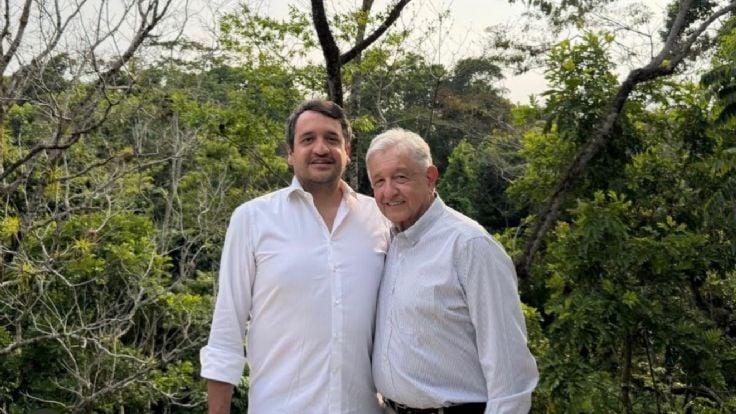 Andy López reaparece junto a AMLO y lanza mensaje