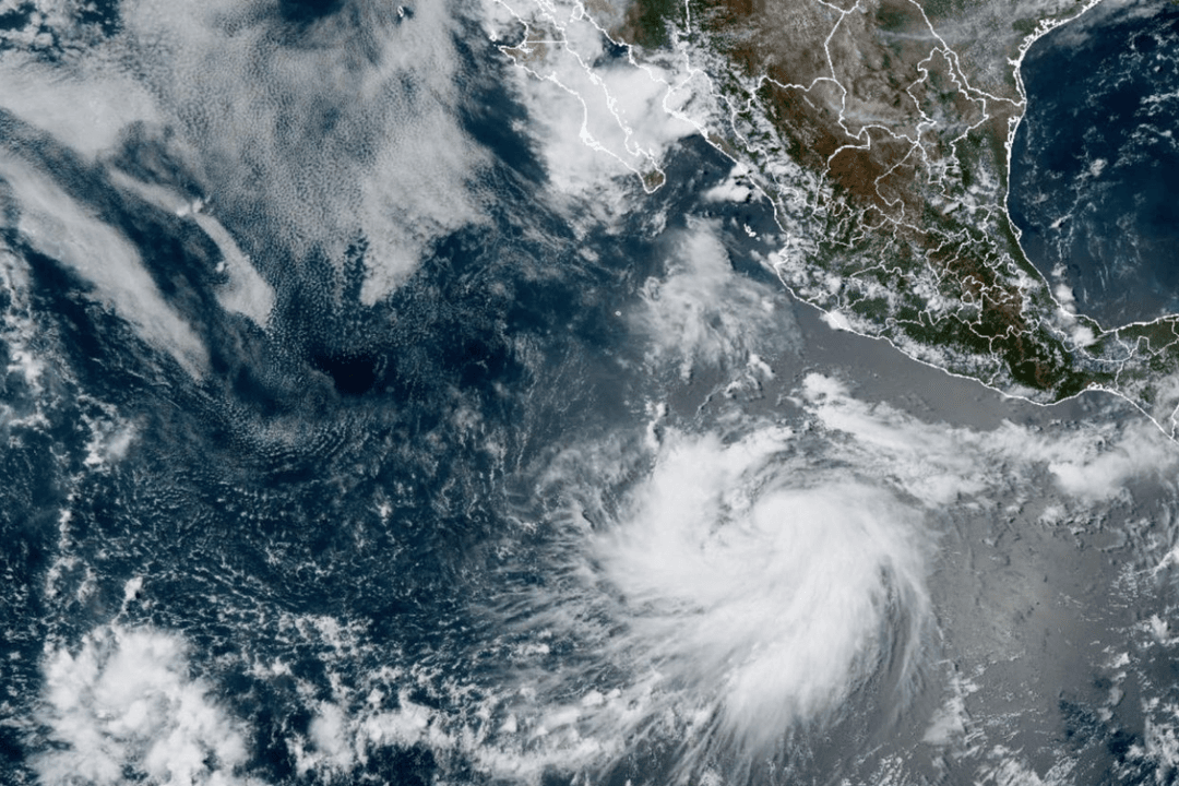 Genevieve se intensifica a categoría 5
