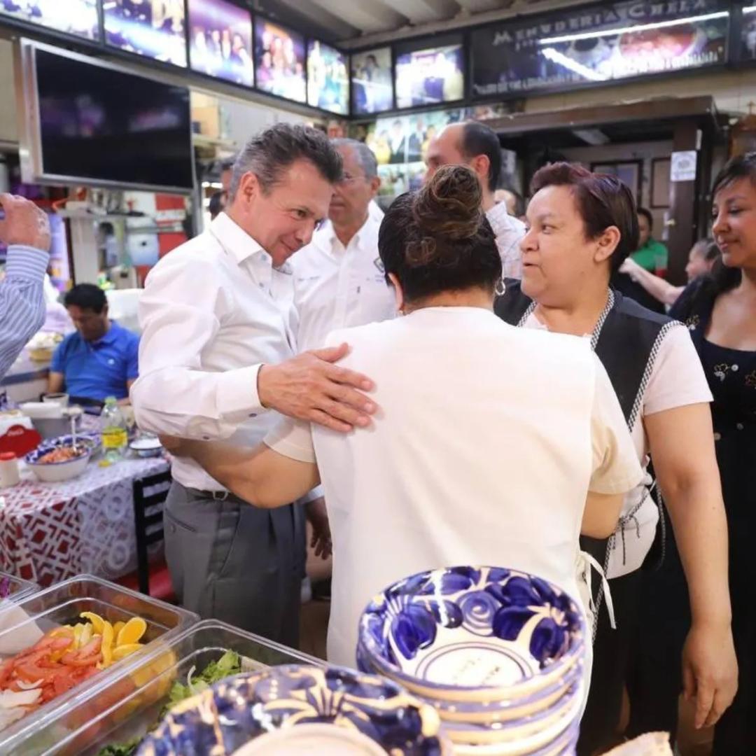 Lemus dará otro recorrido por el mercado San Juan; ya hay cifras de apoyos