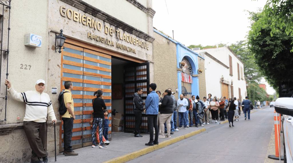 Tlaquepaque abre cuatro fechas para realizar el pago de adeudos del servicio de agua potable e impuesto predial.