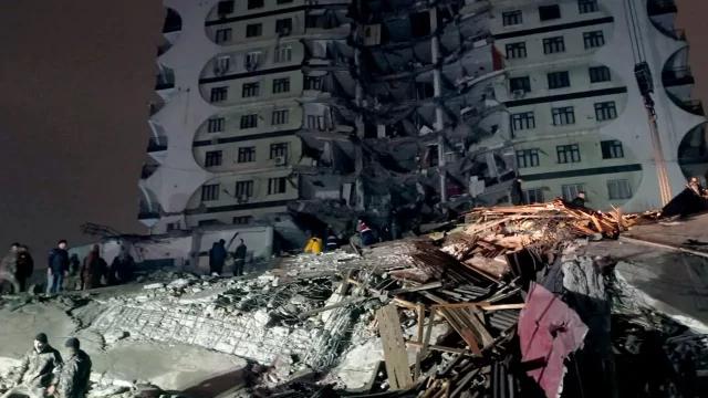 Más de 35 mil fallecidos por sismo en Turquía y Siria