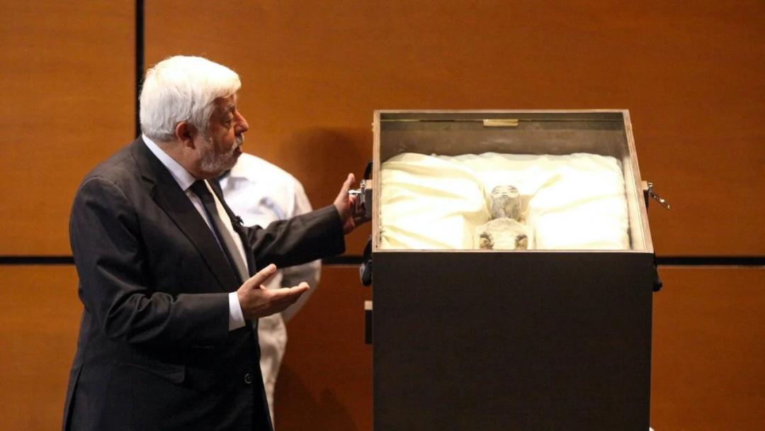 Jaime Maussan: UNAM se deslinda de investigaciones de extraterrestres