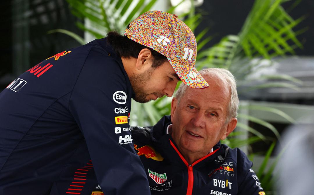 Checo Pérez: ¿Quién es Helmut Marko, el expiloto que criticó al tapatío por su origen latino?
