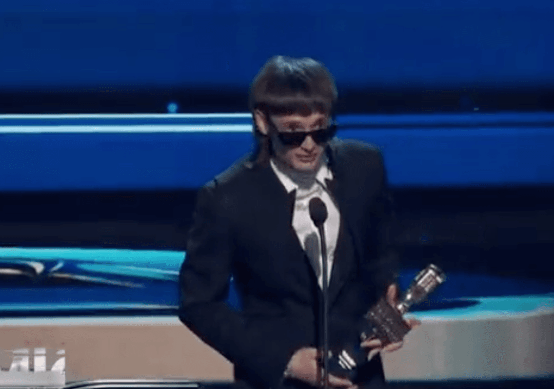 Peso Pluma “destrona” a Bad Bunny como el más premiado en los Premios Billboard de la Música Latina 2023