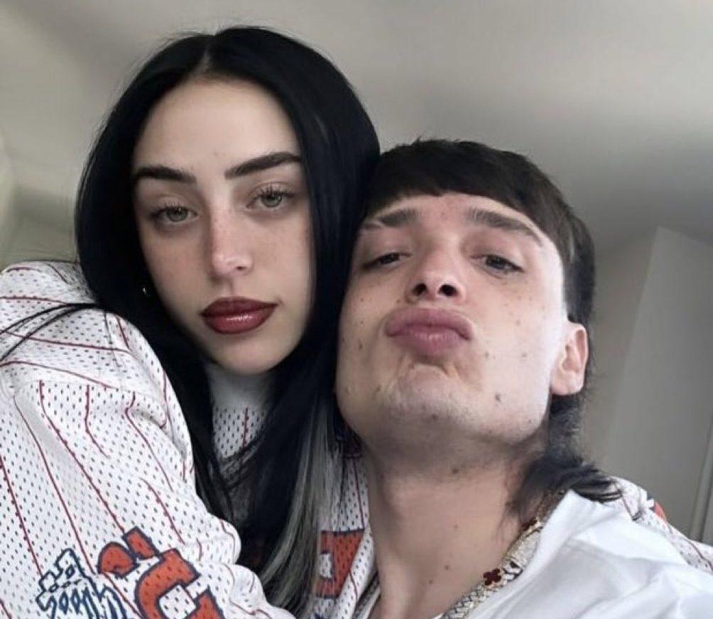 Peso Pluma y Nicki Nicole: Publican fotografía juntos y los critican en redes