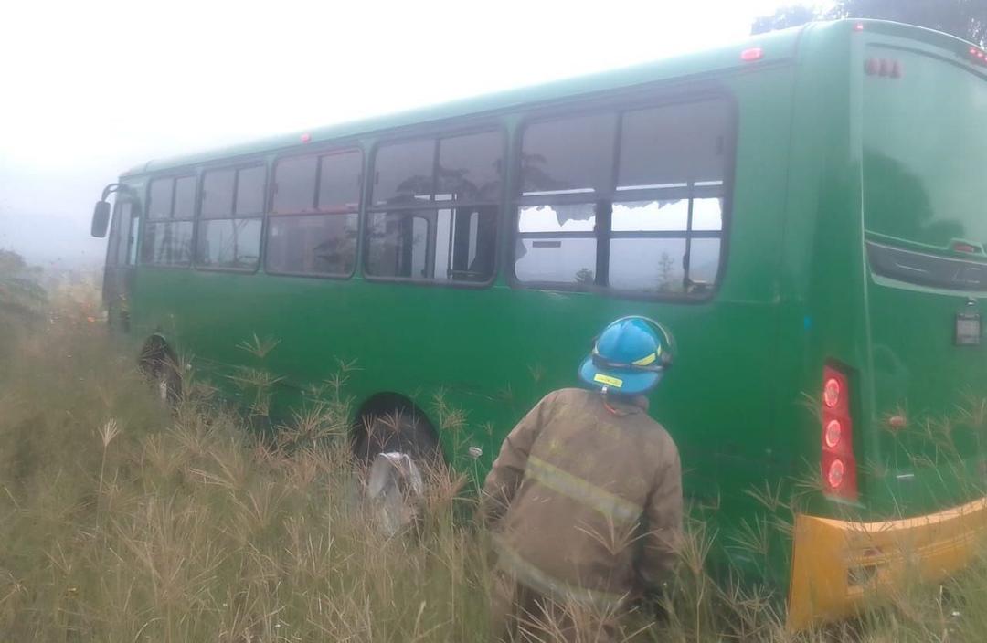 Avenida Vallarta: Siete lesionados y 12 autos con daños dejó un choque múltiple