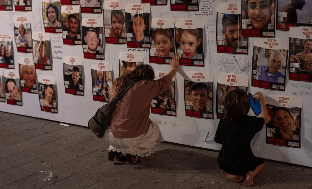 Israel y Palestina: Gobierno israelí aprueba el acuerdo con Hamás para liberar rehenes
