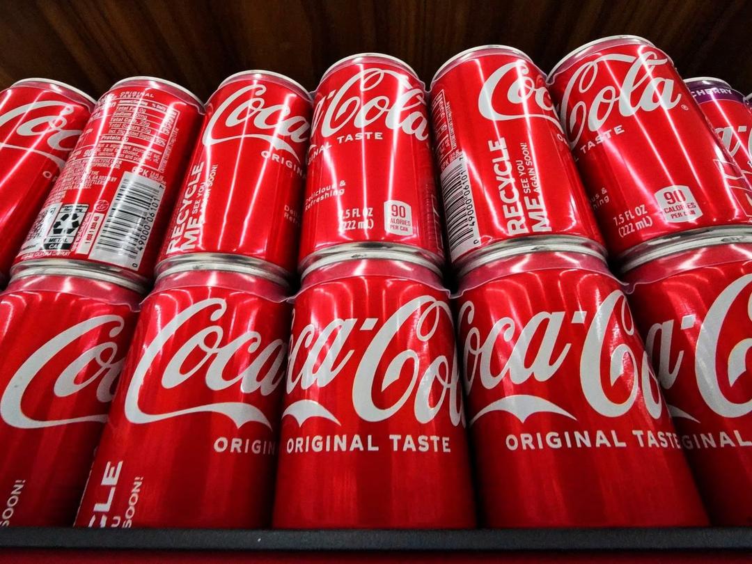 Mini refri viral de Coca-Cola llega y todos quieren uno