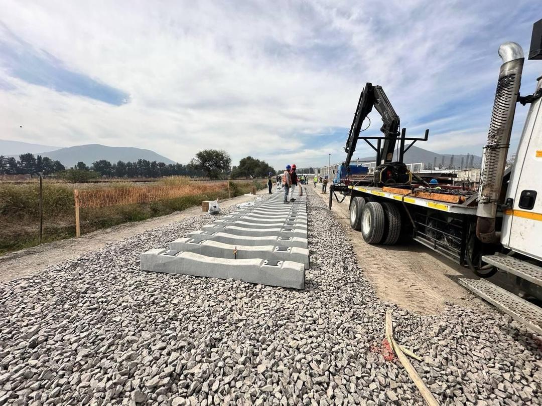 Línea 4 del Tren Ligero: Enrique Alfaro anuncia instalación de la vía hacia Tlajomulco