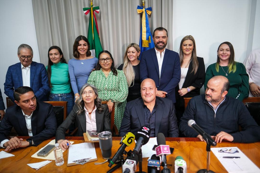 UDG: Enrique Alfaro y Ricardo Villanueva prevén luz verde al presupuesto constitucional