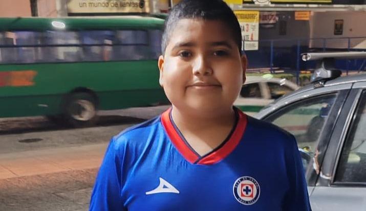 VIRAL: Niño con leucemia renuncia a quimioterapias y pide ir a ver al Cruz Azul