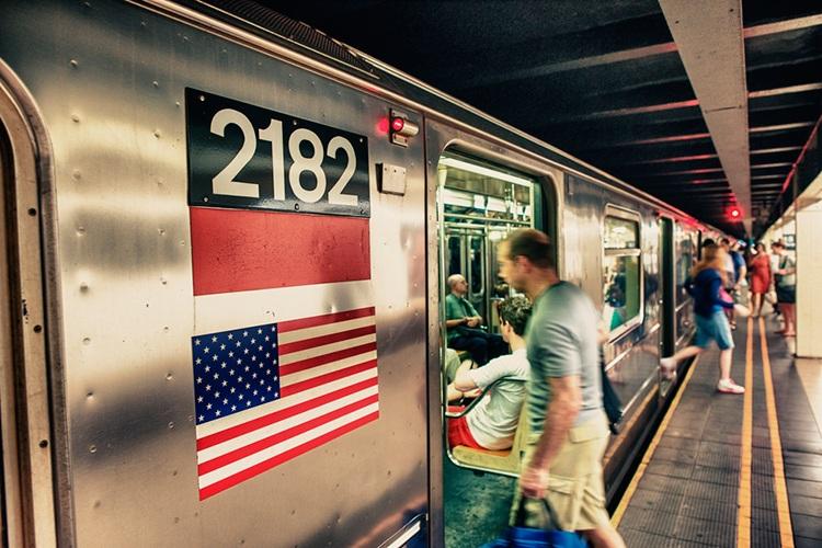 Metro de Nueva York: Localizan una pierna en las vías