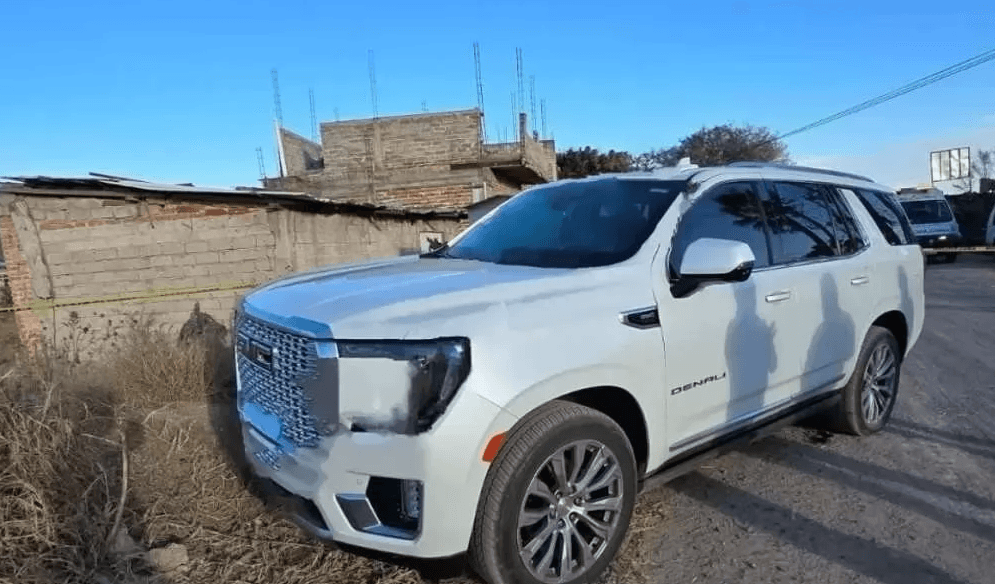 Villa Corona: Identifican cuerpos hallados en una camioneta de lujo