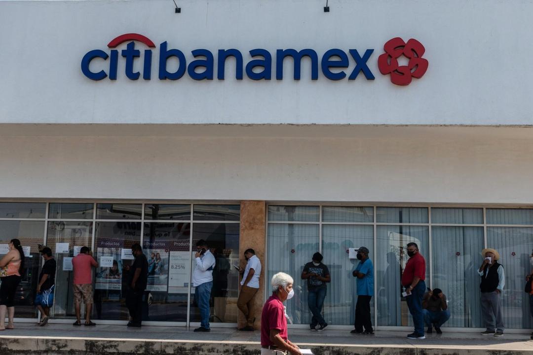 ¿El 1 de mayo abren los bancos en México?