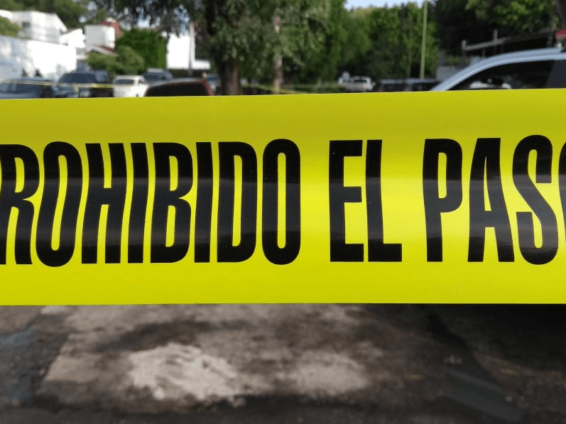 Guadalajara: Investigan asesinato a balazos de dos hombres en la Heliodoro Hernández
