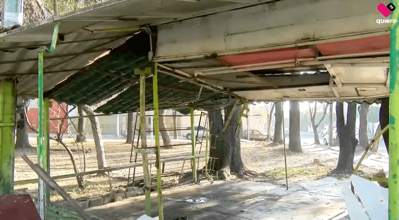 En minutos perdieron su negocio de 30 años, tras choque