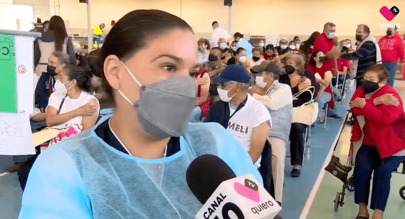 Todos los días aplica dosis para protegernos del Covid, Araceli, enfermera y ama de casa es nuestra #MujerDe10