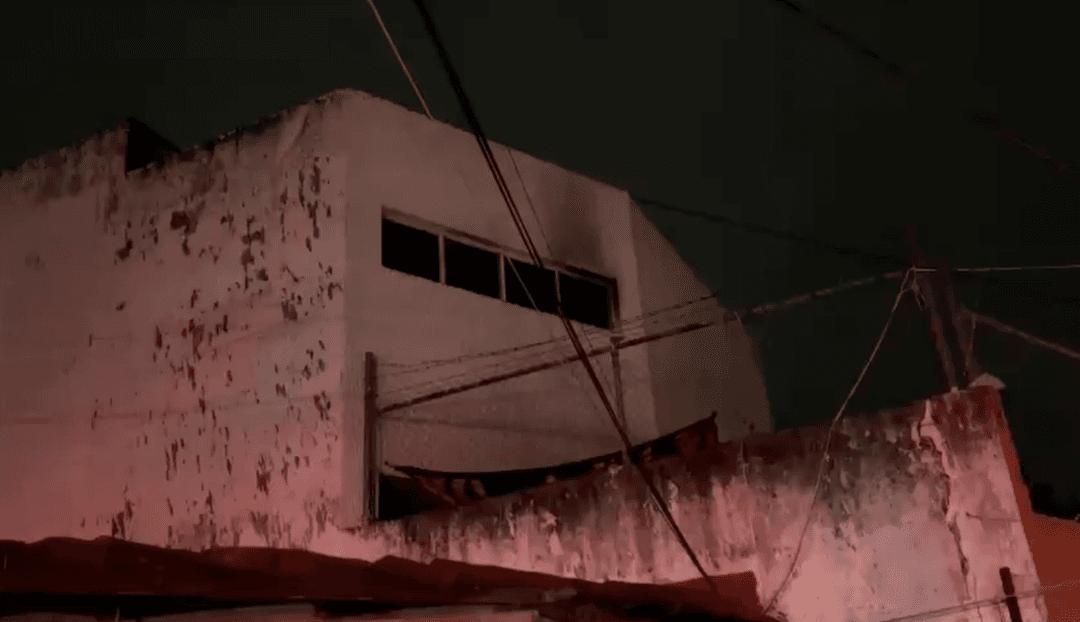 Guadalajara: Arde en llamas casa de la colonia Verde Valle