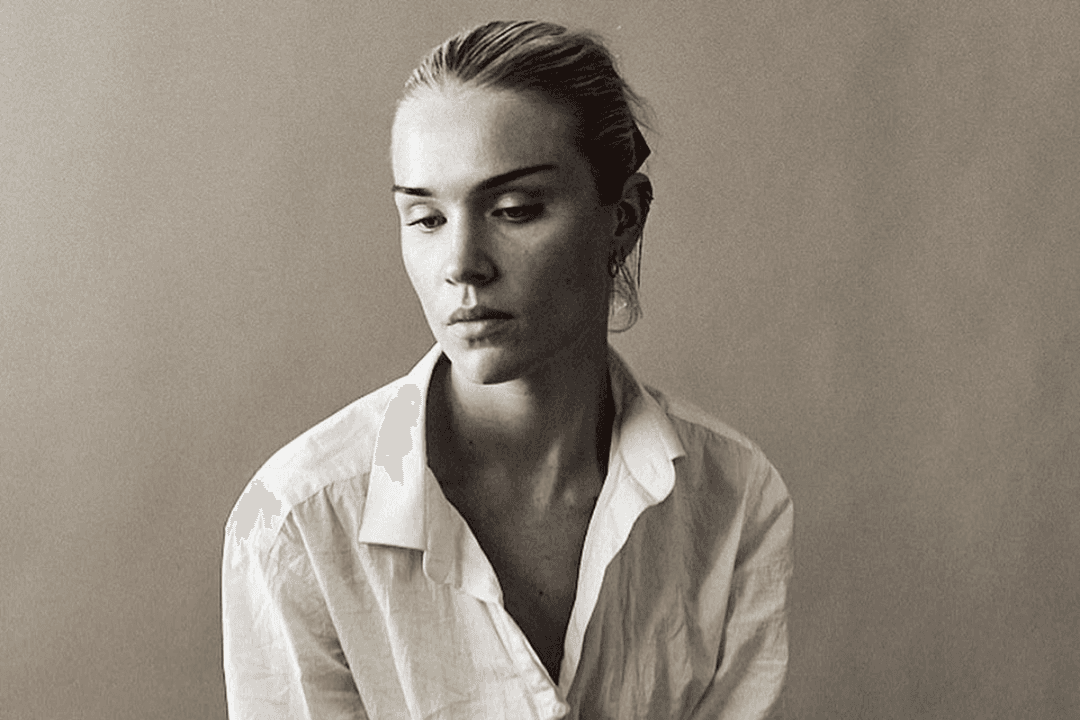 Elise Hodder: Modelo de 24 años muere atropellada