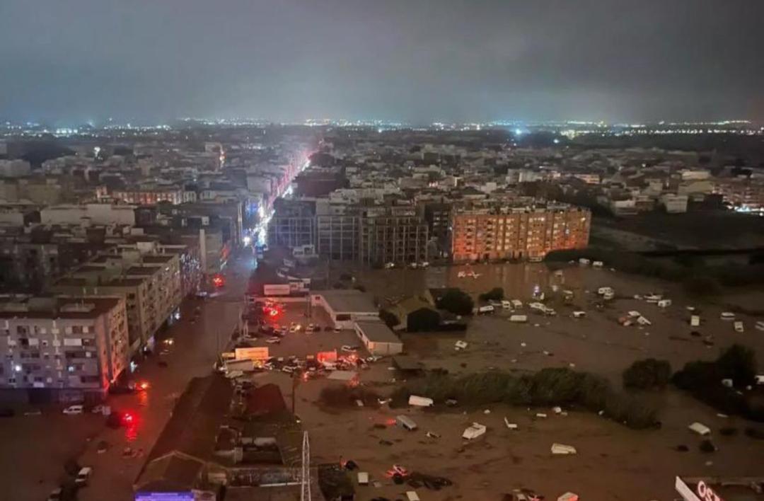 Valencia: Reportan al menos 95 muertos y varios desparecidos por inundaciones
