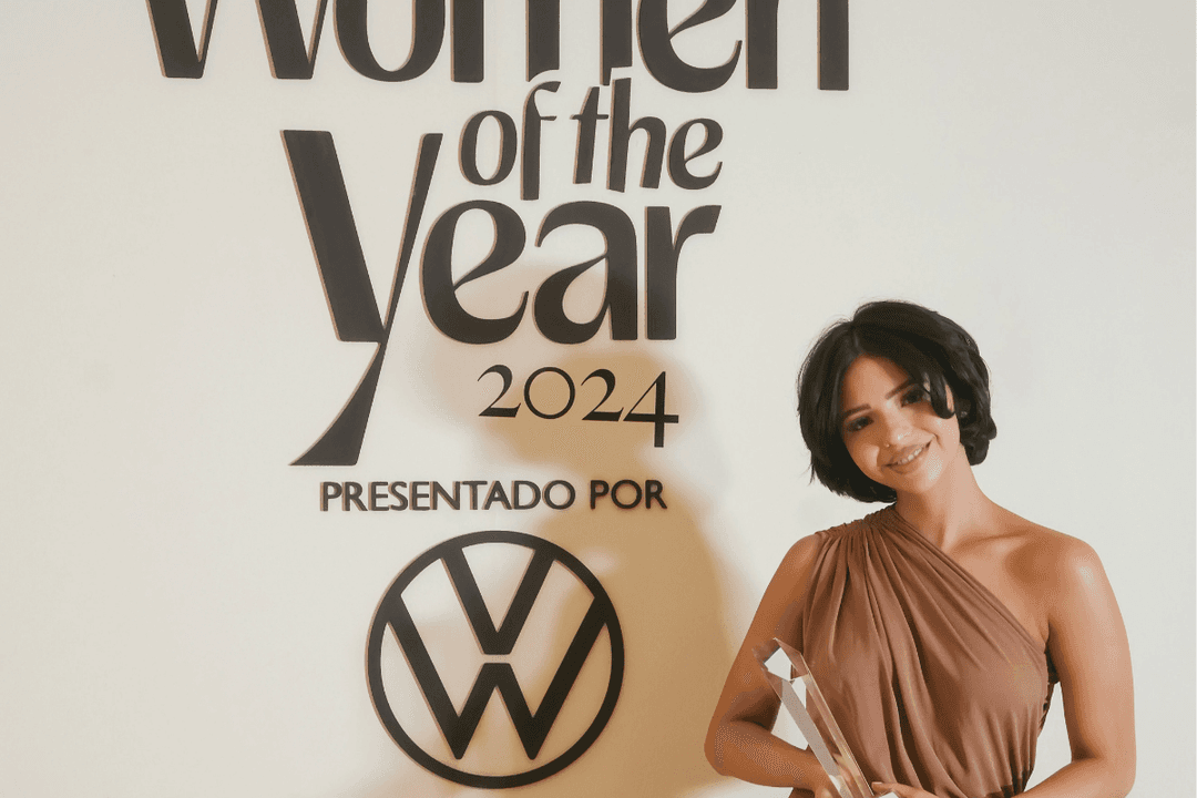 Ángela Aguilar fue premiada como mujer del año; esto dijo