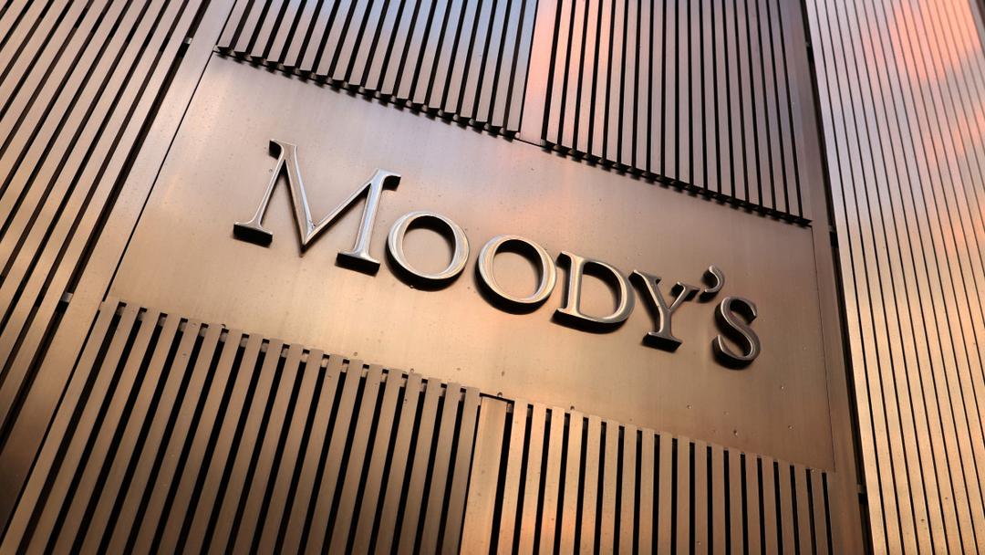 Moody’s cambia a negativa la calificación de México