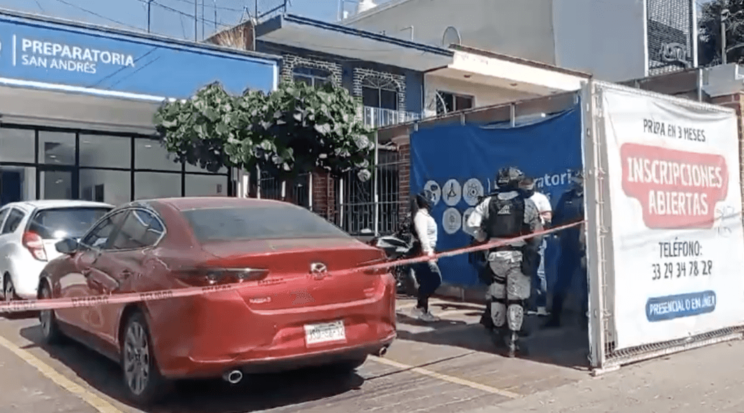 Guadalajara: Imputan a joven que agredió con un martillo a compañeros de prepa