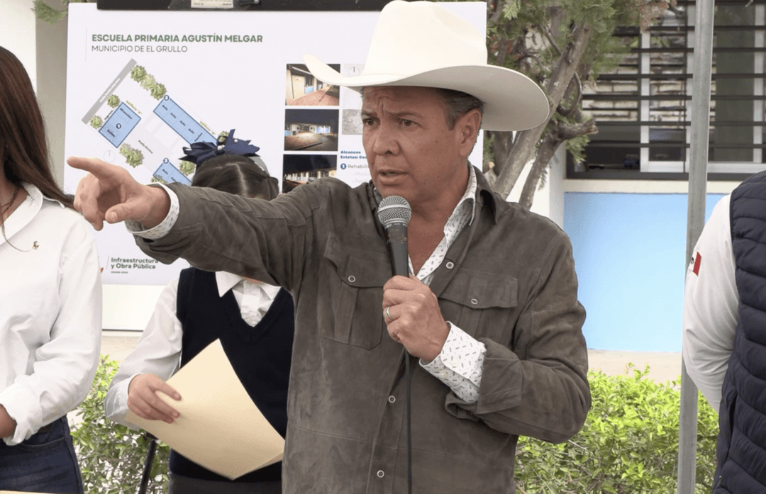 Pablo Lemus inaugura escuela en El Grullo