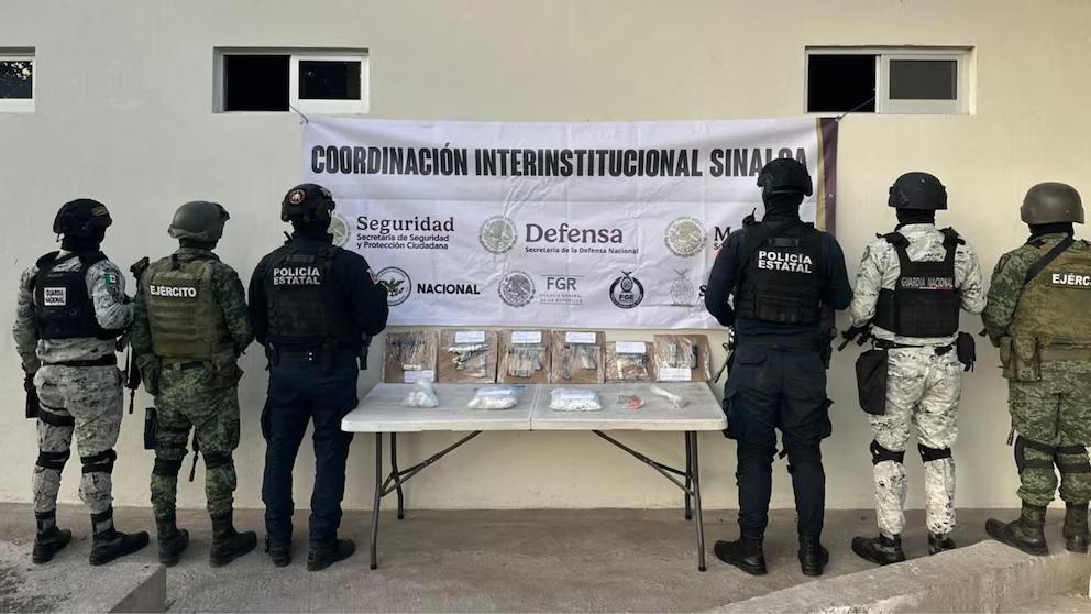 Culiacán: Decomisan armas, dinero en efectivo y droga en el penal