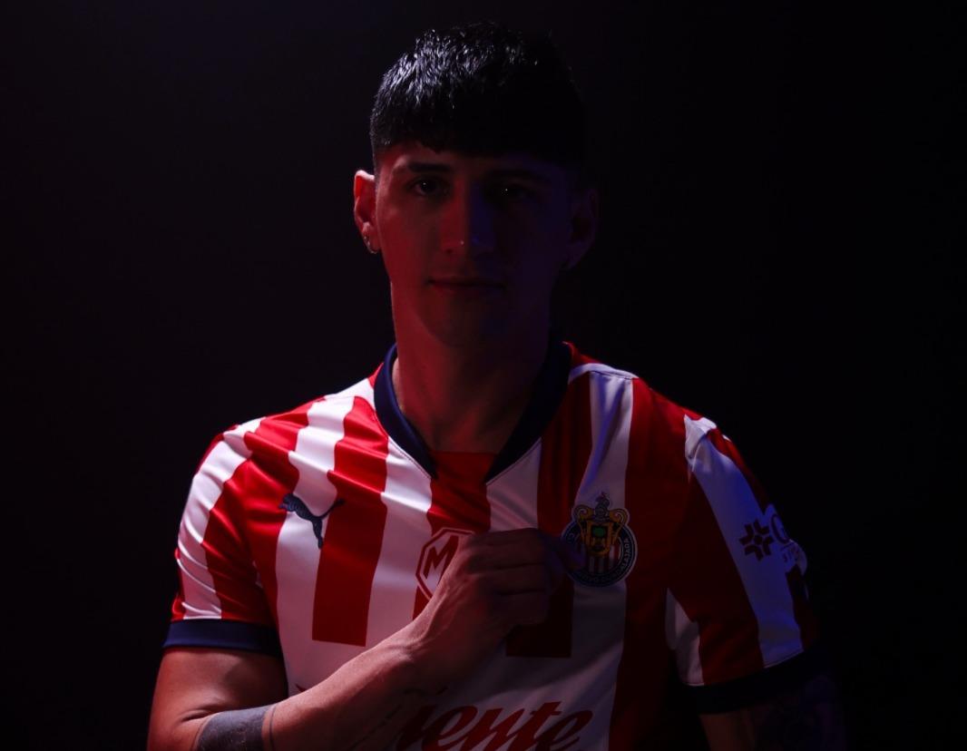 Chivas: ¡Es oficial! Alan Pulido regresa al Rebaño