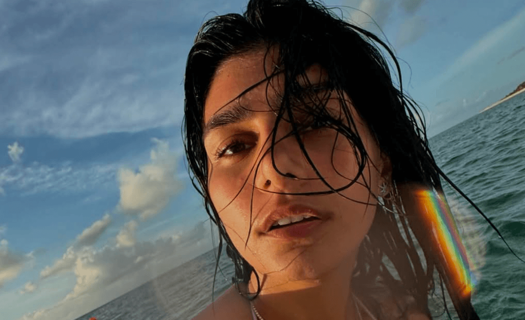 Mia Khalifa sigue enamorando en OnlyFans con sus fotos