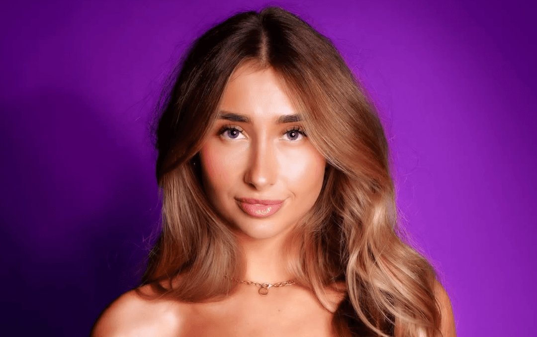 Viral: Modelo de Onlyfans se acuesta con 100 hombres en un día y queda embarazada