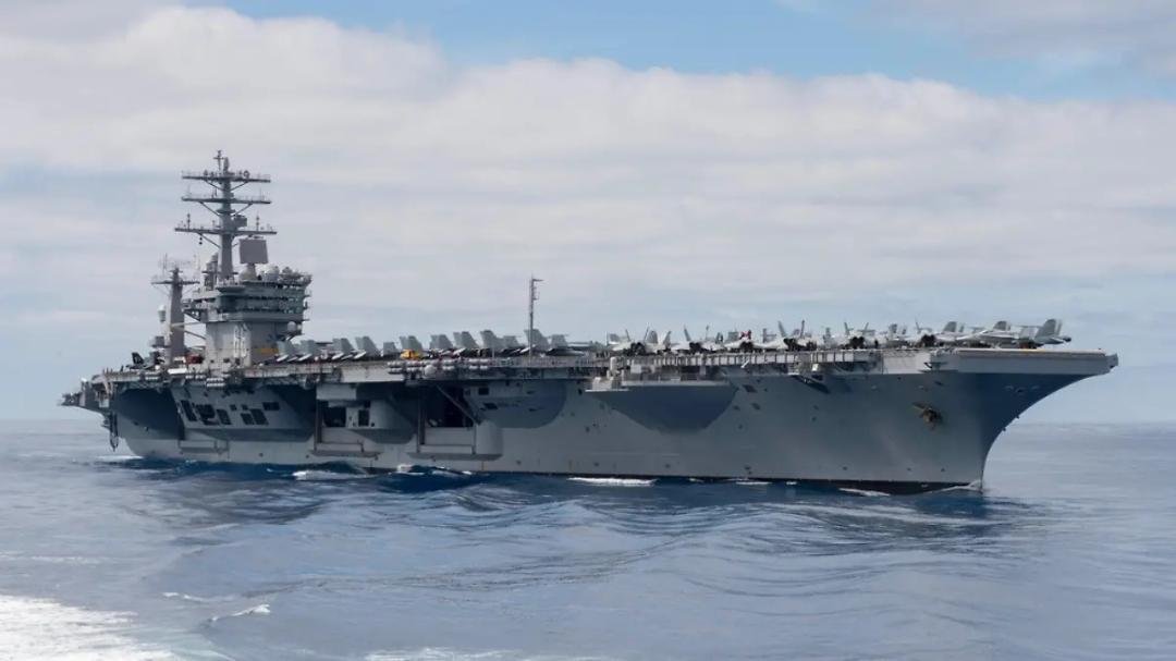 Avistan embarcaciones de EU en aguas cercanas a Baja California