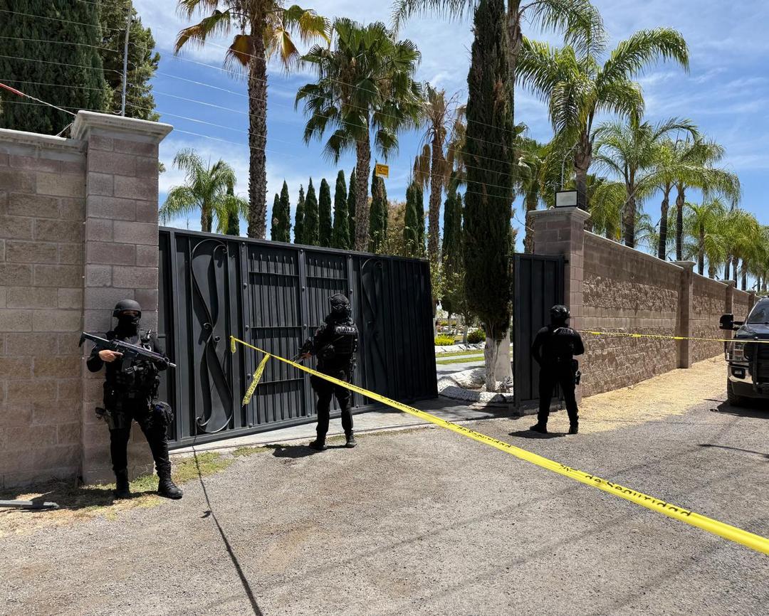Teocaltiche: Aseguran rancho y bodega para almacenar armas