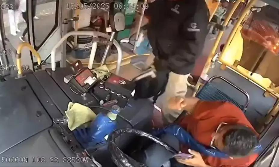 Fiscalía de Jalisco indaga ataque a chofer de transporte público