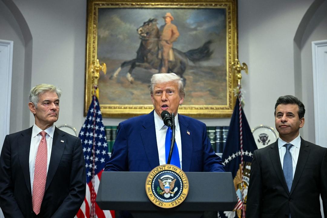 Trump anuncia reducción de 59% en medicamentos con receta