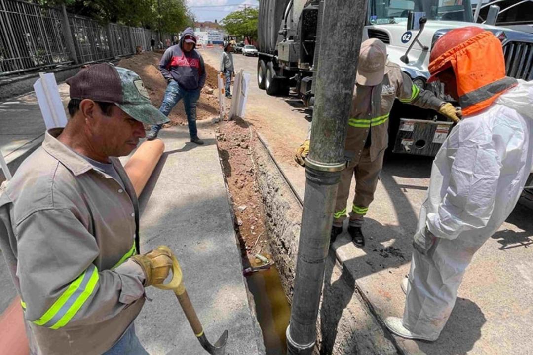 Aguascalientes: Renuevan red de alcantarillado en el Barrio de la Purísima