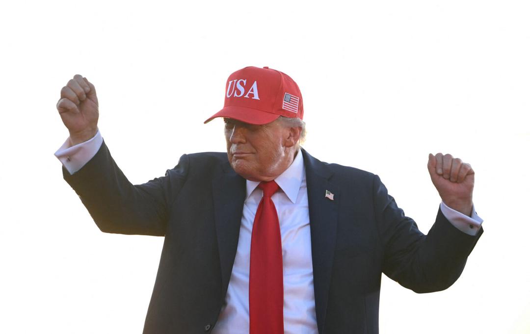 Trump celebra aprobación de megaproyecto de presupuesto de EU