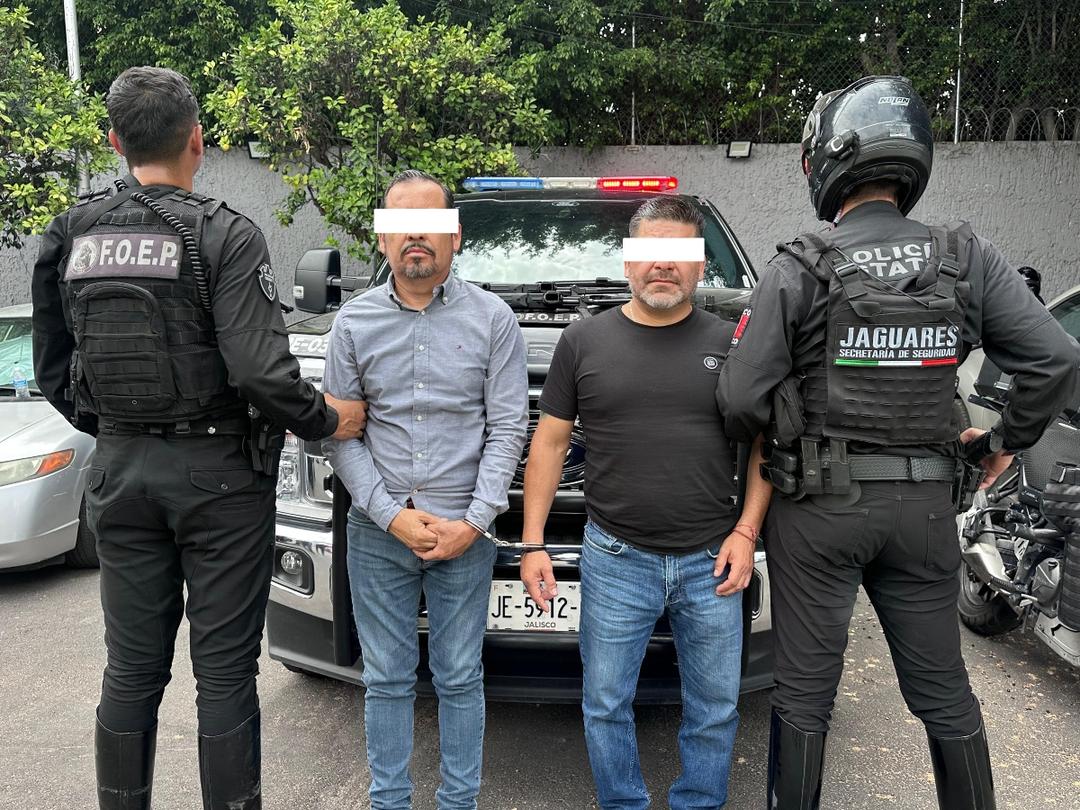 Tlajomulco: Detienen a dos escoltas “pirata” con cuatro armas