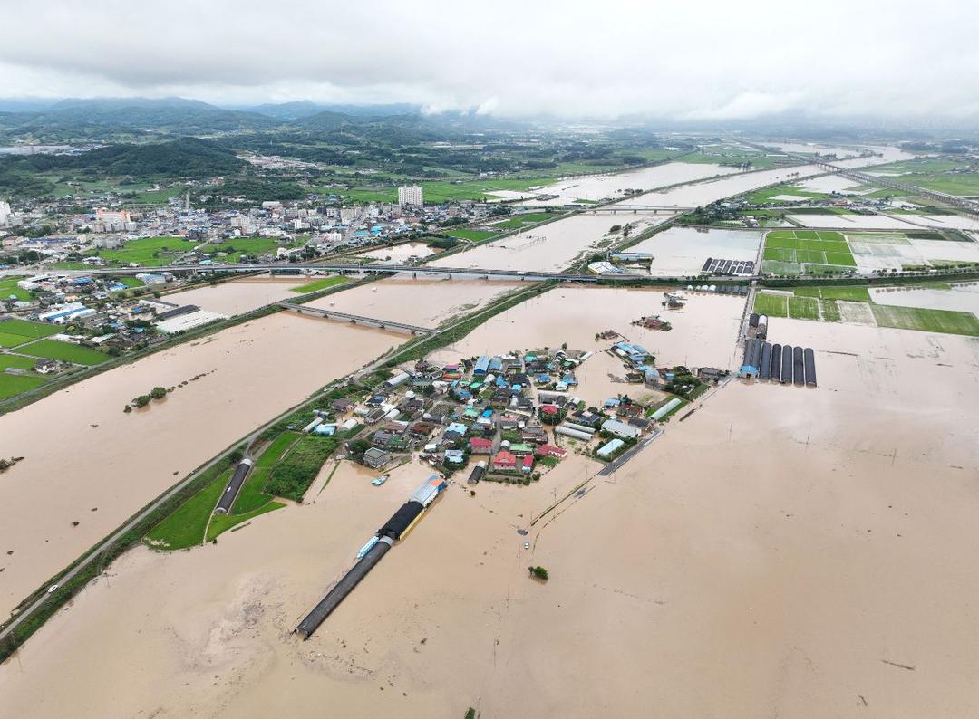 Corea del Sur: Las impactantes imágenes de las inundaciones que han dejado 14 muertes
