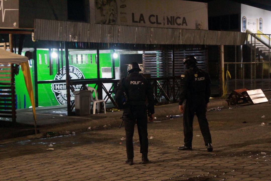 Ecuador: Matan a 17 personas en ataques armados