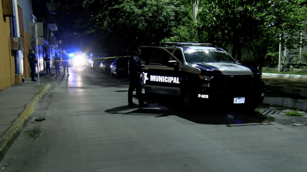 Zapopan: Encuentran a hombre sin vida dentro de auto