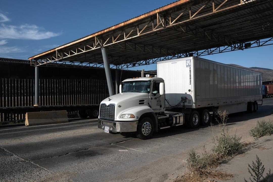 México asegura que camioneros nacionales no se verán afectados por suspensión de visas