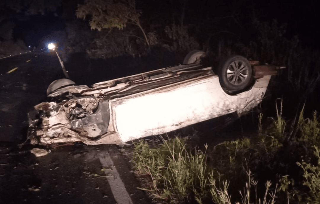 Cihuatlán: Tres personas mueren en accidente vial; hay dos heridos