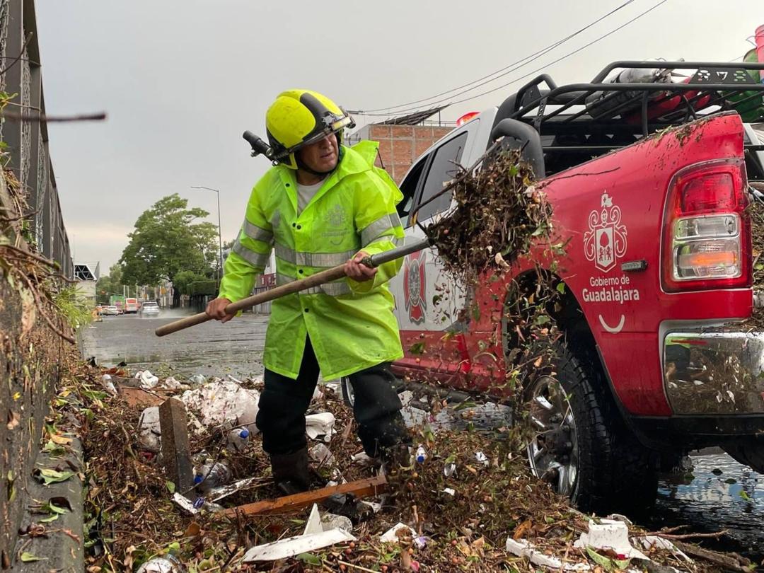 Guadalajara aplica multas de hasta 226 mil pesos por tirar basura