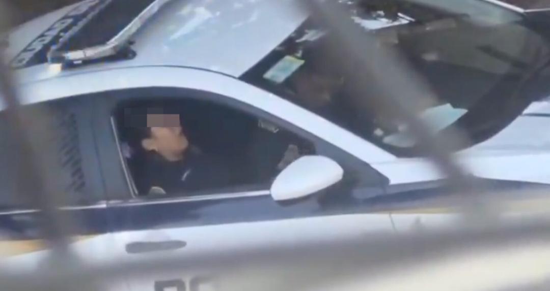 Ciudad de México: Graban a policías realizando actos sexuales en patrulla