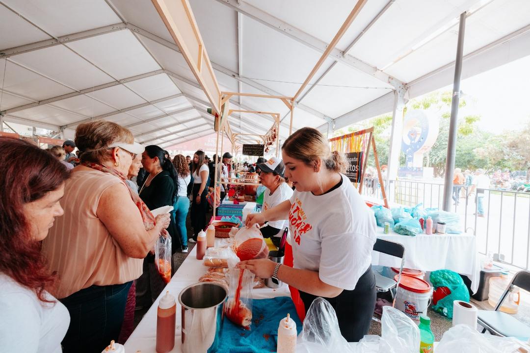 Guadalajara regala 25 mil tortas por Día de la Torta Ahogada